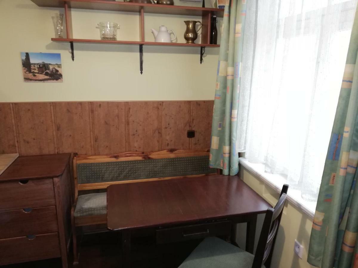 V Pietro Apartment *